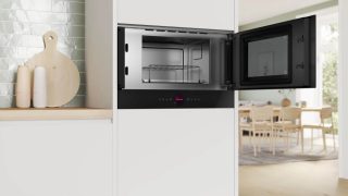 Микровълнова печка Bosch BER7321B1